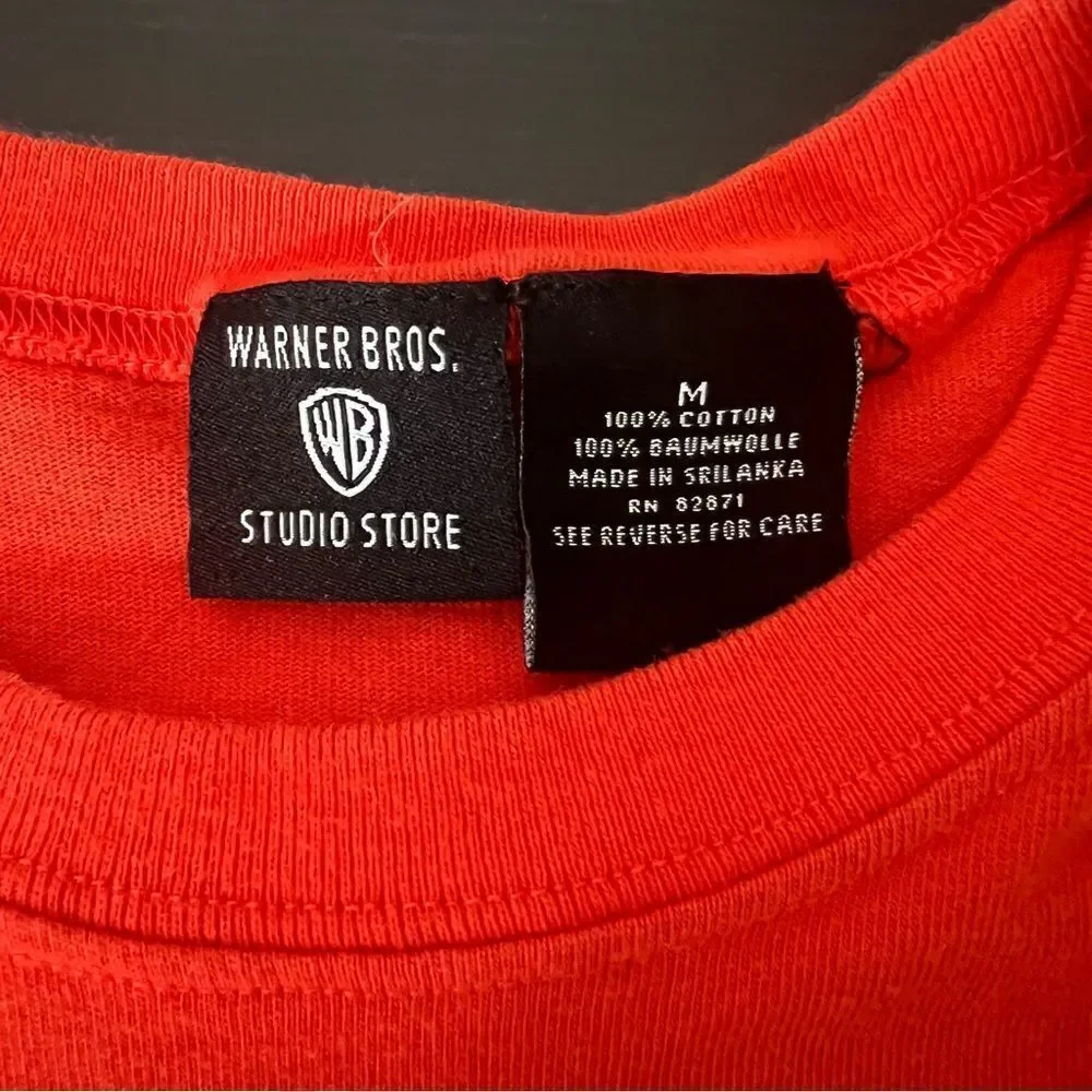 VTG 1996 Warner Bros Studio Store Embroidered Pocket Tee Size M Red T Shirt